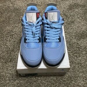 Jordan 4 Retro “University Blue”